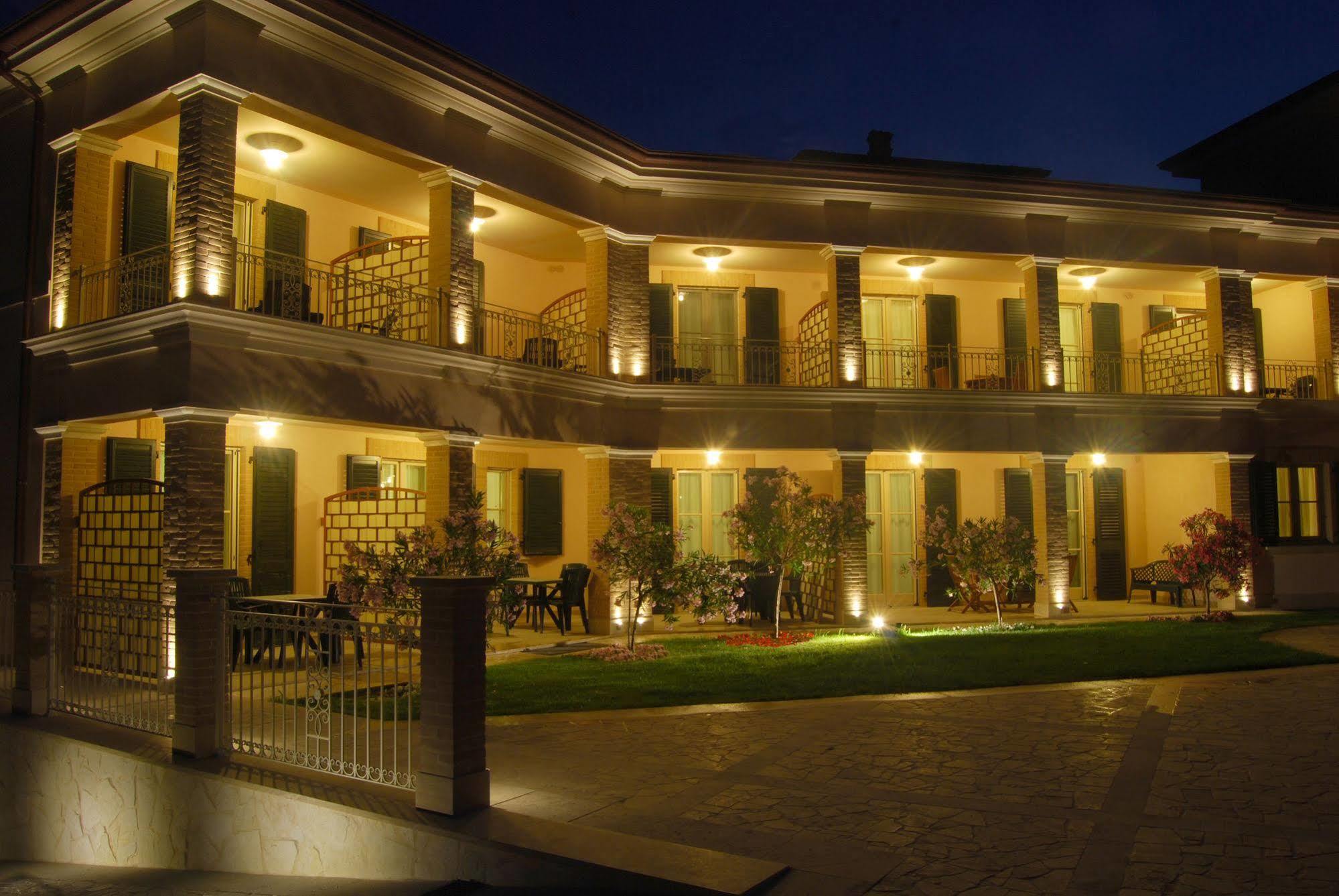 Incantea Resort Tortoreto Exterior foto